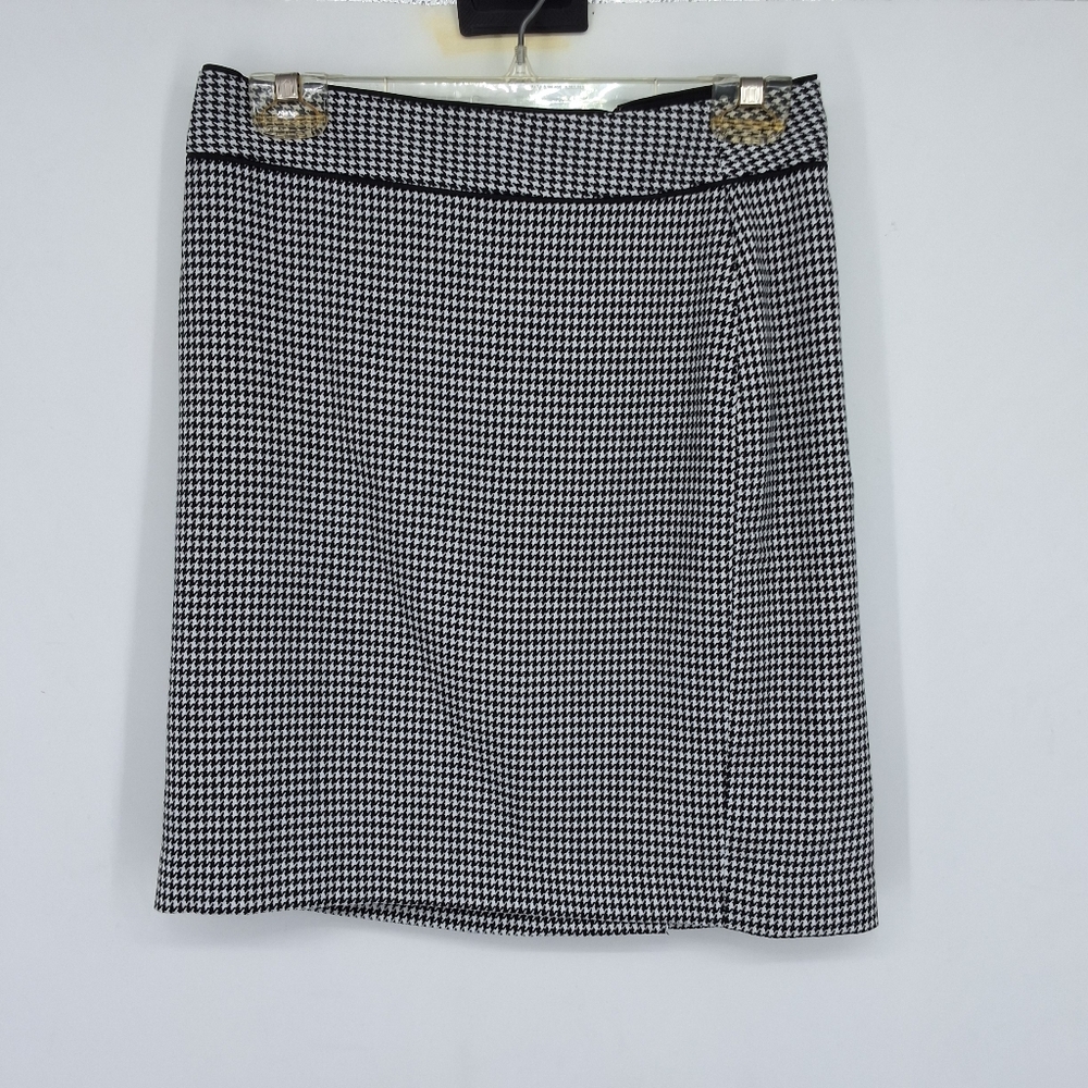 Banana Republic Sz 4 Black and White Pencil Skirt